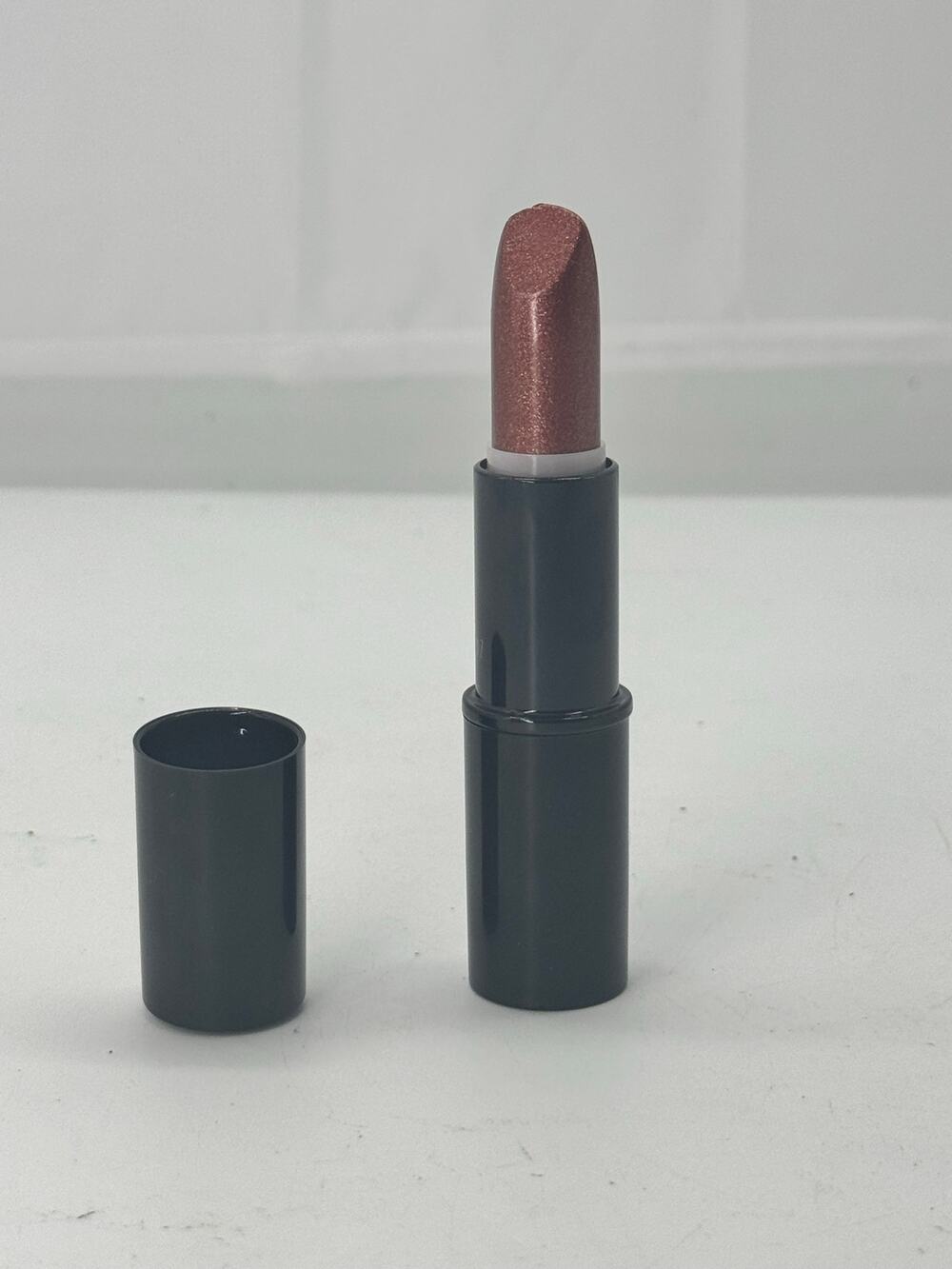 Lancome Color Design En Vogue shimmer lipstick - tip damage